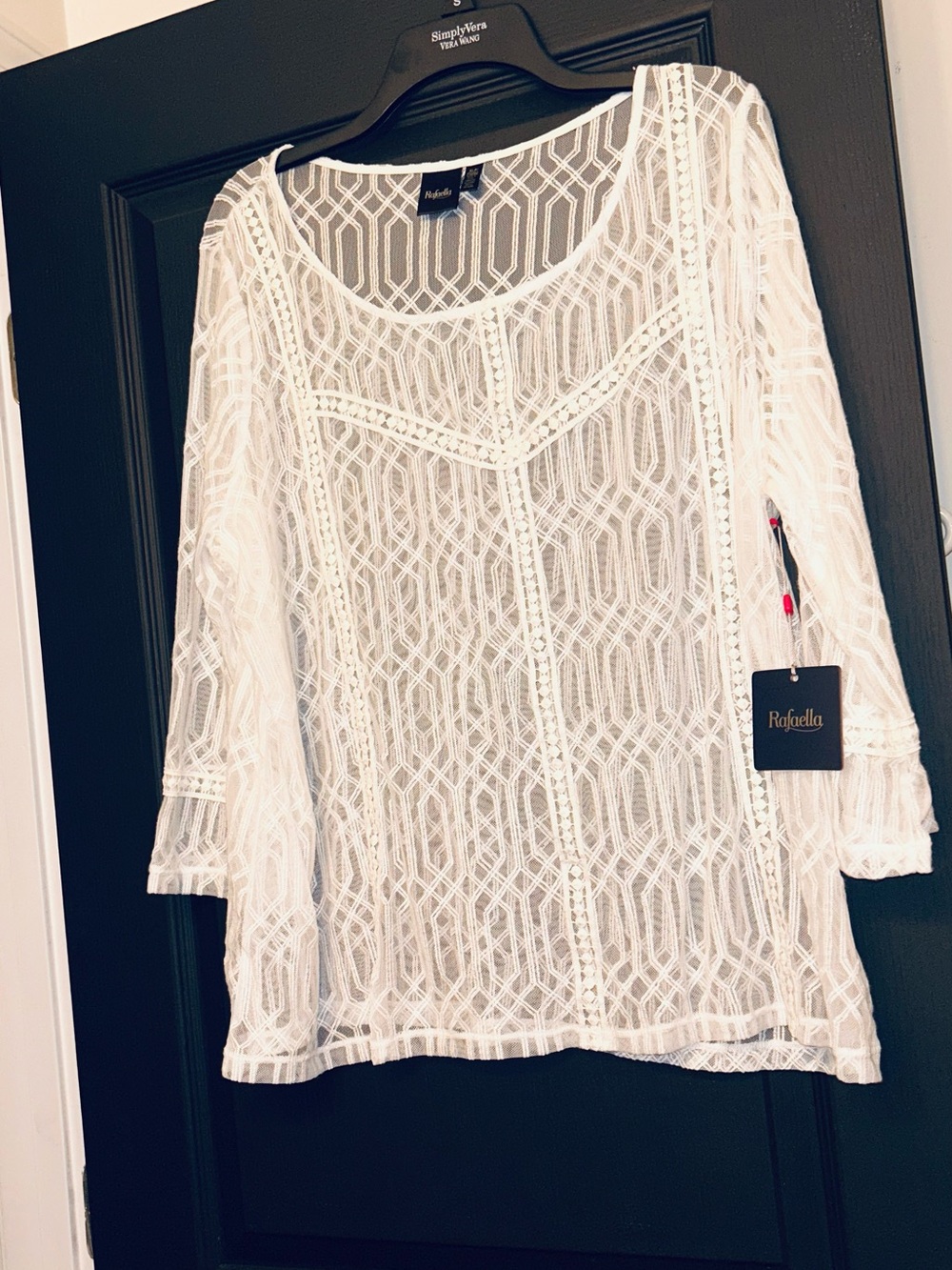 “NWT” RAFAELLA LACE TOP